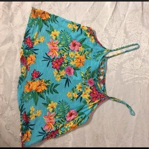 Cute summer/ spring top!